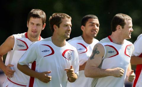 Michael Owen & Wayne Rooney at England training