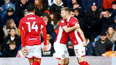 Bristol City players celebrating