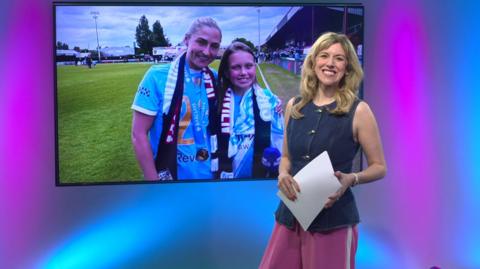 Jenny on the Newsround set