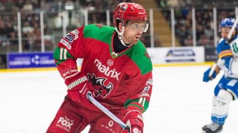 Forward Brett Perlini