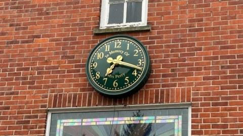 Caversham Primary School clock