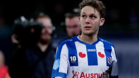 After starting his career at Dinamo Zagreb, Alen Halilovic has spent two years on the books each at Barcelona, Hamburg and AC Milan