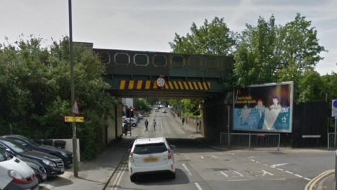 Google maps image of Maybury Hill near Maybury Road junction