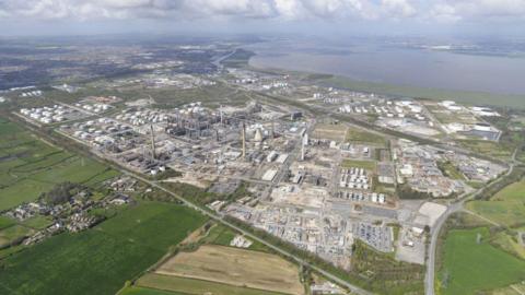 EET Fuels, formerly Essar, oil refinery in Ellesmere Port, from above with fields to the left and the River Mersey to the far right