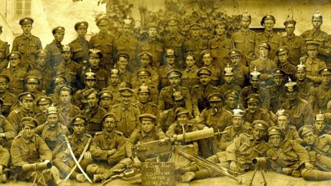 Photo of WW1 soldiers from D Company 1/4th Battalion, Gloucestershire Regiment