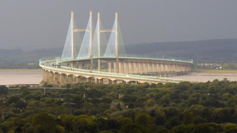 M4 Prince of Wales Bridge on an overcast day