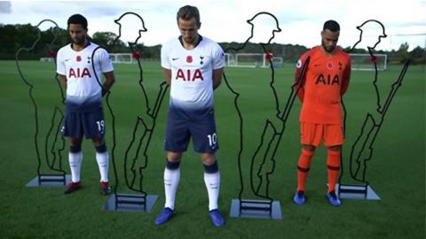 Harry Kane and Tottenham team-mates with statues called 'Tommies'