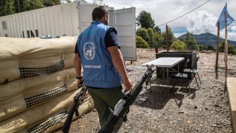 UN observer checking Farc weapons in Cauca, 14 June 17