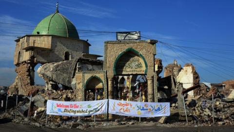 Remains of the Great Mosque of al-Nuri in Mosul, Iraq (16 December 2018)