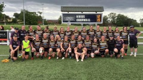 Cornwall women pose for a team photo