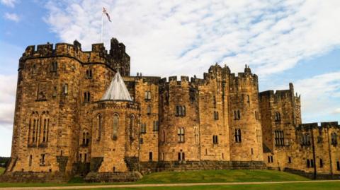 Alnwick Castle aka Hogwarts