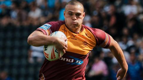 Tui Lolohea in action for Huddersfield Giants