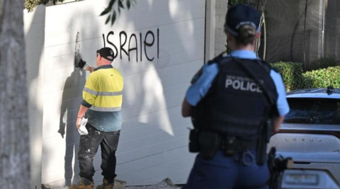 Police respond to anti-Israel vandalism in Sydney