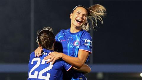 Johanna Rytting Kaneryd celebrates