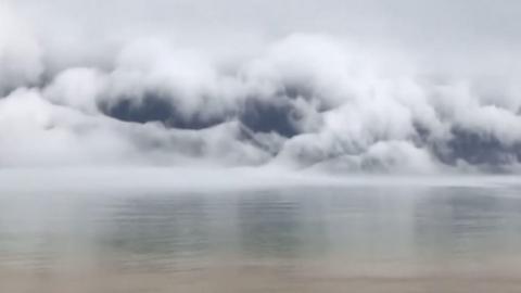 Shelf cloud over Lake Superior