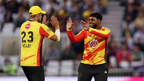 David Willey and Rehan Ahmed celebrate a wicket for Trent Rockets 
