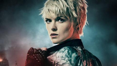 Erin Richards yn Gotham