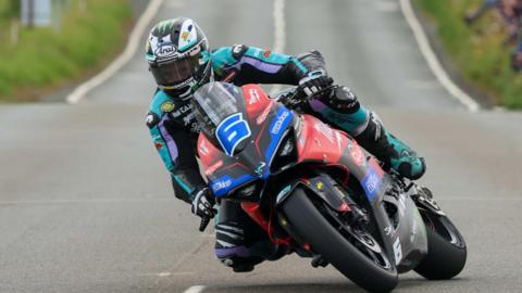 Michael Dunlop in action in the Supersport class at the Isle of Man TT