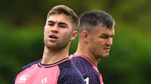 Jack Crowley and Johnny Sexton in Ireland training