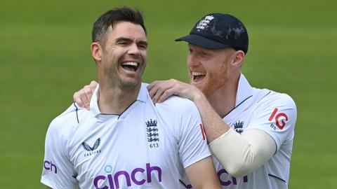England captain Ben Stokes congratulates bowler James Anderson after he had dismissed New Zealand batsman Kyle Jamieson during day one of the First Test match between England and New Zealand at Lord's Cricket Ground on June 02, 2022 in London, England.