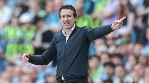 Unai Emery, manager of Aston Villa, reacts in the technical area