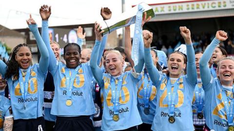 Man City players celebrate