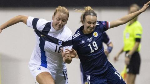 Scotland's Martha Ellen Thomas (right) competes with Finland's Anna Westerlund