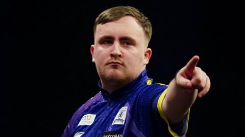 Luke Littler in action during the Premier League of Darts night in Glasgow