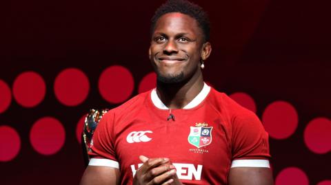 Maro Itoje