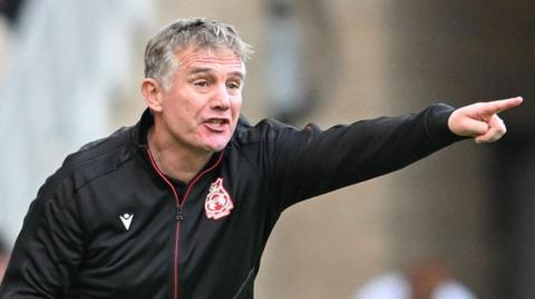 Wrexham boss Phil Parkinson