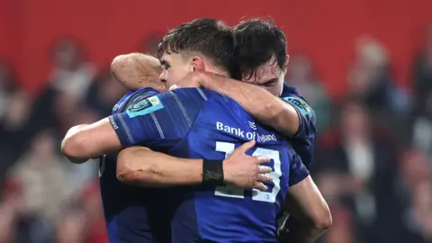 Leinster players celebrate 