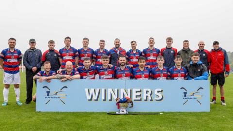 Ceann a' Ghiùthsaich le Cupa MhicThàmhais