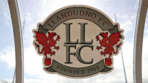 Llandudno FC badge