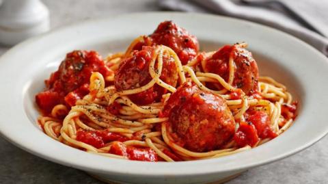 Spaghetti and meatballs