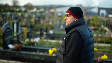 Zulfi Karim at the cemetery