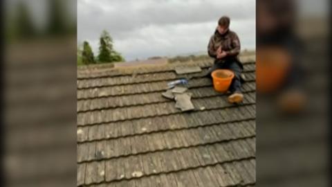 Rogue trader on bungalow roof