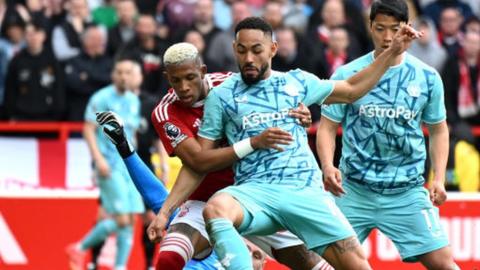 Matheus Cunha scores for Wolverhampton Wanderers at Nottingham Forest in the Premier League