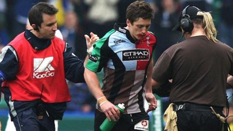 Tom Williams comes off the pitch against Leinster