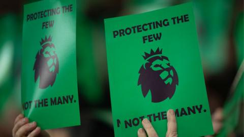 Everton fans protest Premier League financial rules