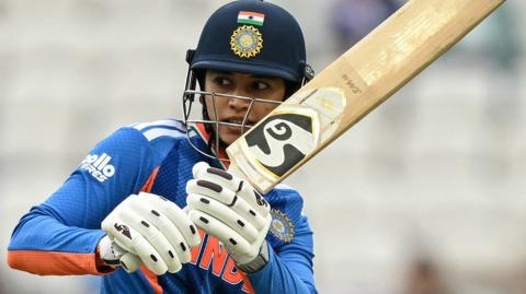 Smriti Mandhana plays into the leg side