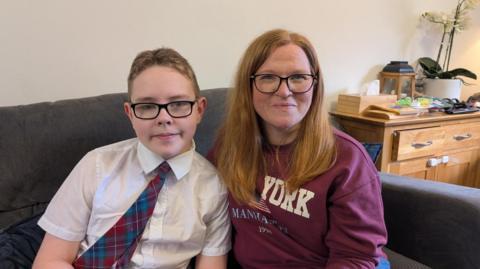 Shona NicNèill is a mac Calum