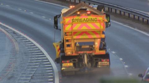 Gritter spreading