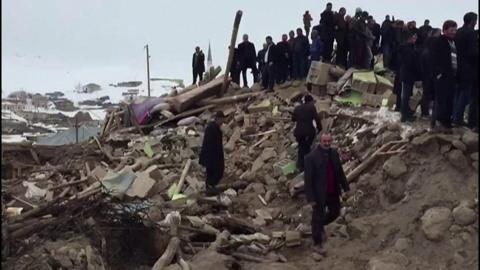 Rescuers search through rubble in Turkey