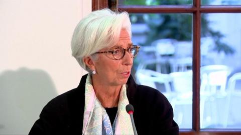 The IMF has warned that a "no-deal" Brexit would entail "substantial costs" for the UK economy.