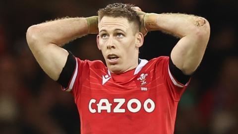 Liam Williams