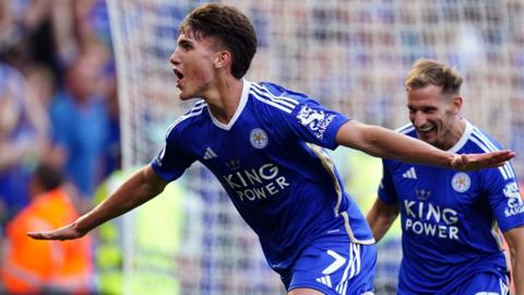 leicester celebrate