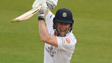 Nick Gubbins batting for Hampshire