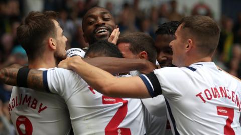 Semi Ajayi celebrates his goal with his West Brom team-mates