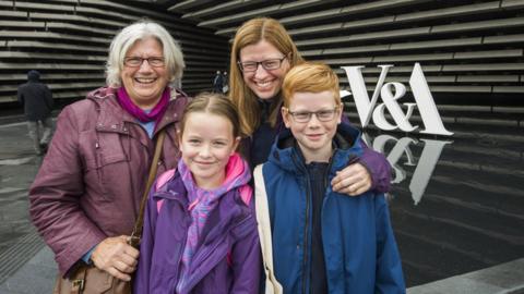 V&A 100,000th visitor