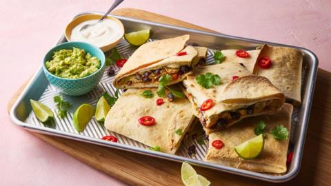 Breakfast quesadilla traybake